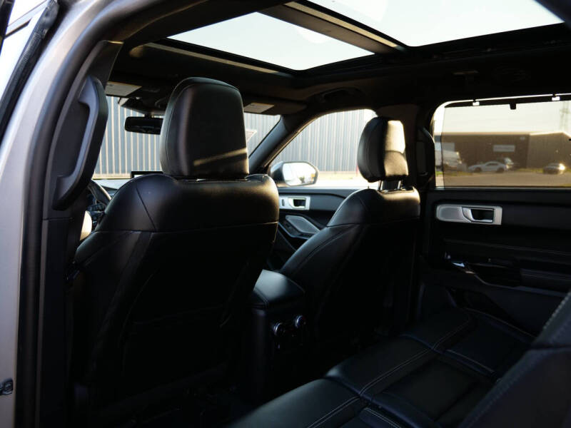 2022 Ford Explorer ST