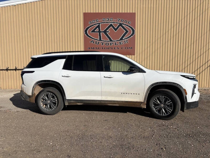 2025 Chevrolet Traverse LT