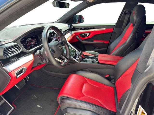 2020 Lamborghini Urus