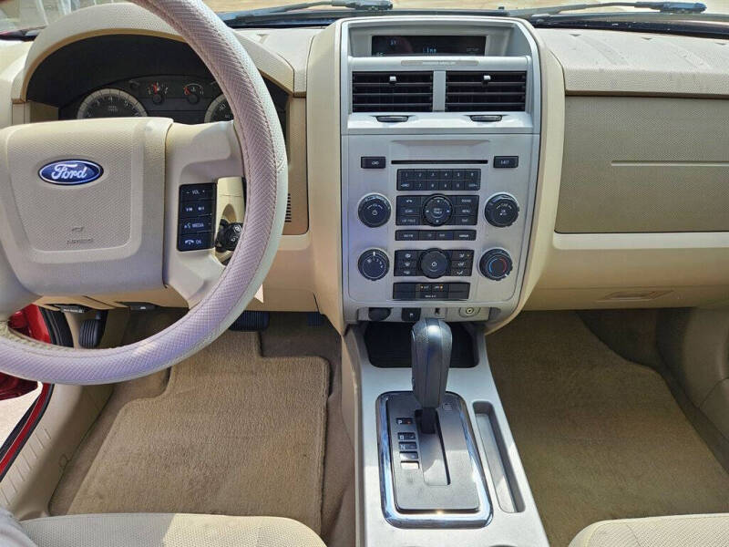 2009 Ford Escape XLT