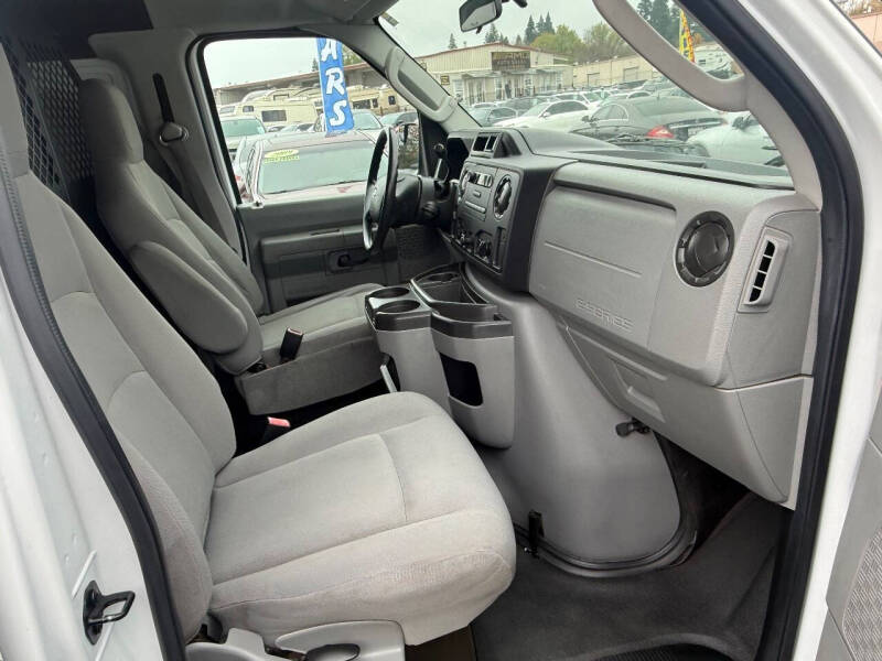 2011 Ford E-Series E-150