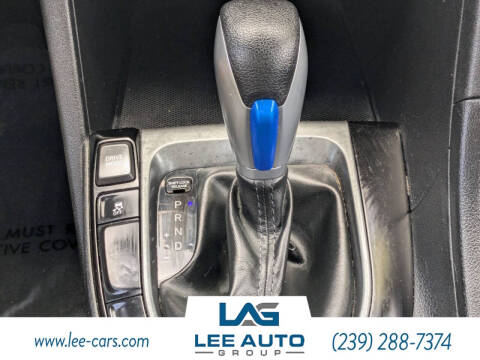 2019 Hyundai Veloster