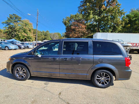 2017 Dodge Grand Caravan for sale at AutoXport in Newport News VA