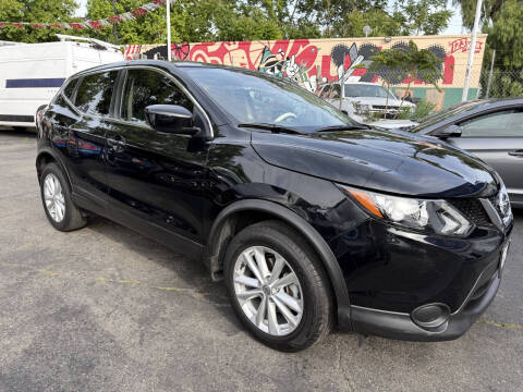 2017 Nissan Rogue Sport SL