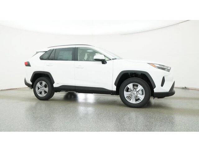 2025 Toyota RAV4 Hybrid XLE