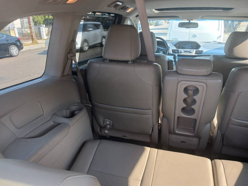 2012 Honda Odyssey EX-L photo 18