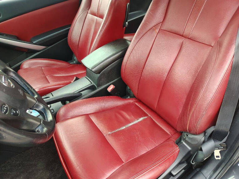 2010 Nissan Altima 3.5 SR