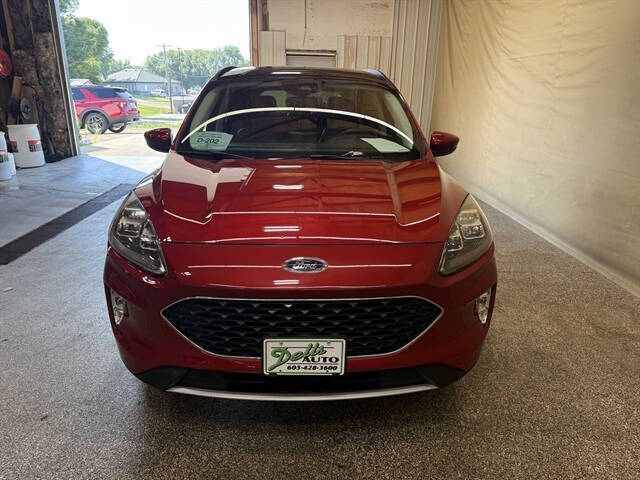 2022 Ford Escape Titanium