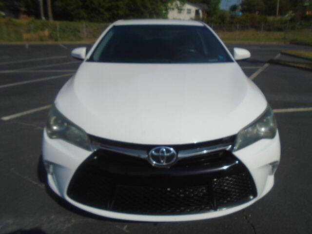 2017 Toyota Camry LE