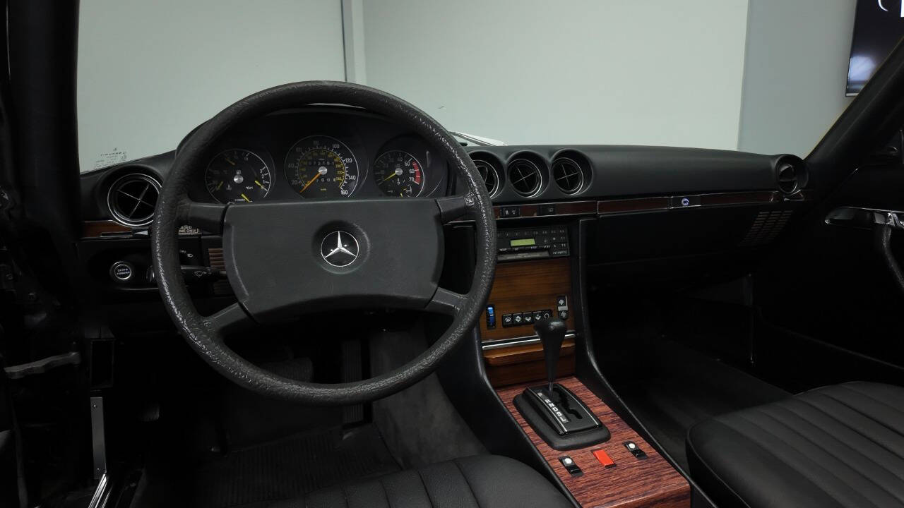 1982 Mercedes-Benz 380-Class 41