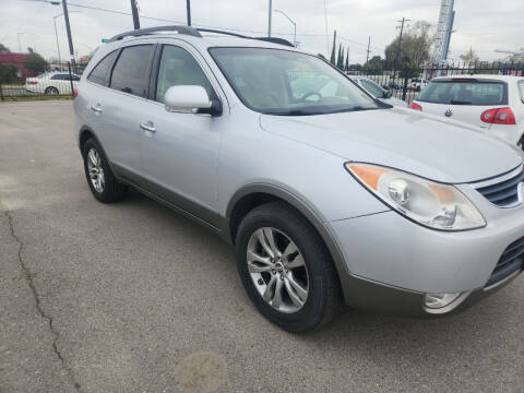 2012 Hyundai Veracruz for sale at COMMUNITY AUTO in Fresno CA