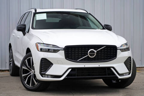 2024 Volvo XC60 B5 Plus Dark Theme