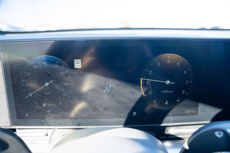 2025 Hyundai Kona SEL Convenience