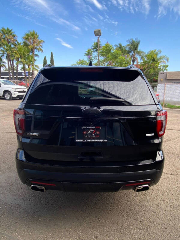 2017 Ford Explorer Sport