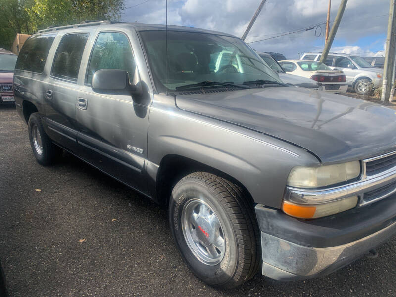 2000 Chevrolet Suburban for sale at C & M Auto Sales in Canton OH