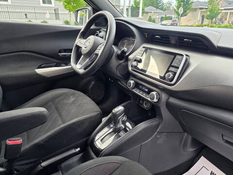 2020 Nissan Kicks SV