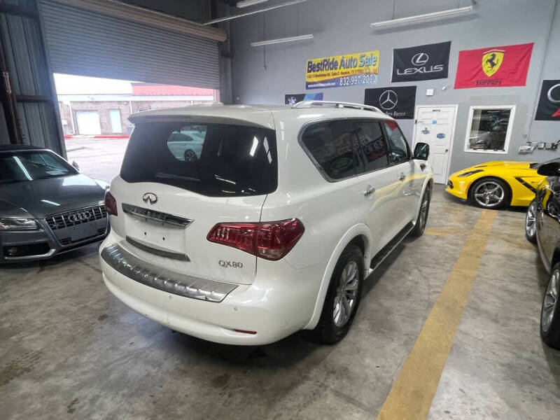 Image 5 of 2016 Infiniti QX80