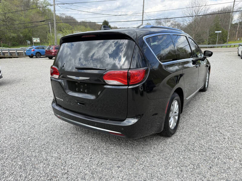2018 Chrysler Pacifica Touring L Plus