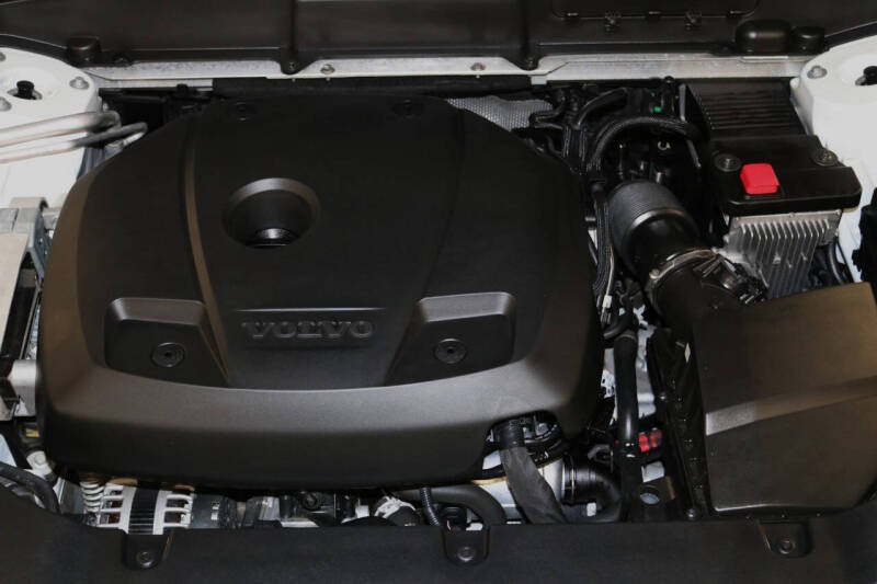 2019 Volvo XC60 T5 Momentum