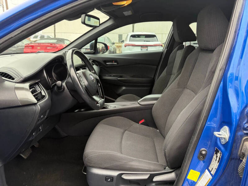 2018 Toyota C-HR XLE Premium