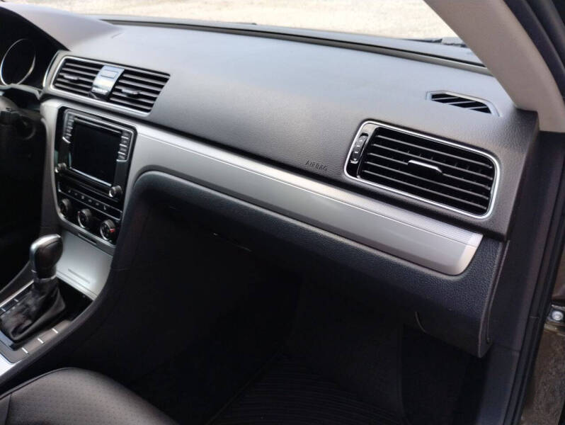 2019 Volkswagen Passat Wolfsburg