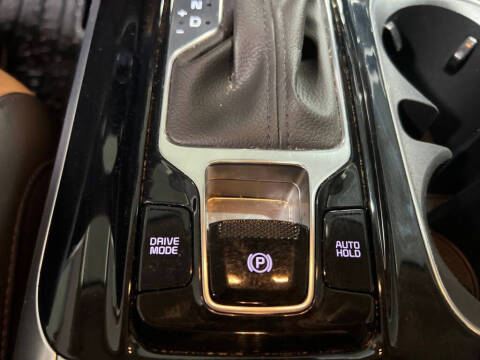 2024 Kia Carnival EX