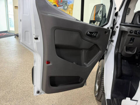 2025 Ford Transit 250