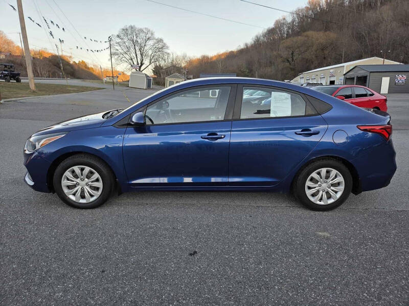 2020 Hyundai Accent SE