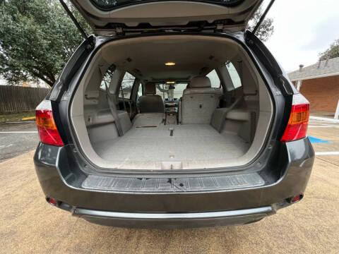 2010 Toyota Highlander SE