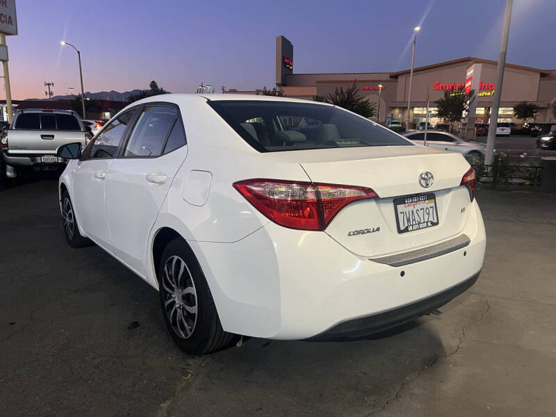 2017 Toyota Corolla LE