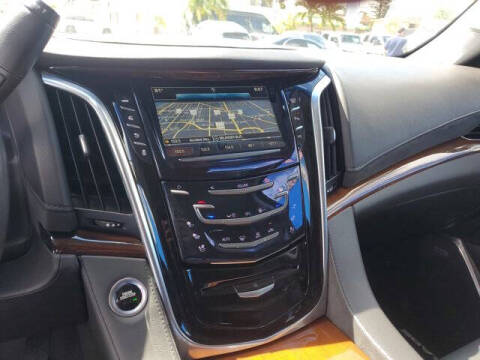 2020 Cadillac Escalade ESV Luxury