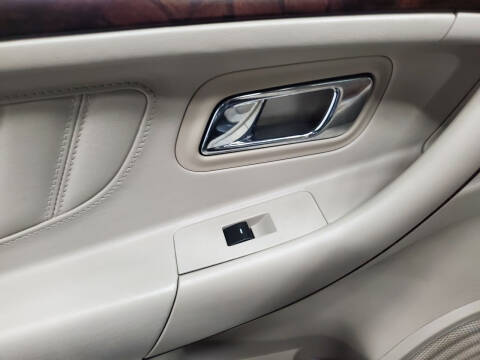 2012 Ford Taurus Limited