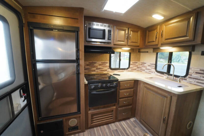 2016 Cruiser RV Fun Finder 231 LRK