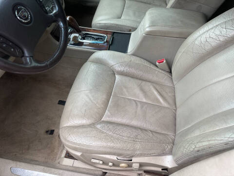 2011 Cadillac DTS Premium Collection