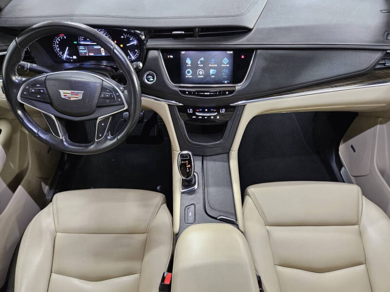 2017 Cadillac XT5