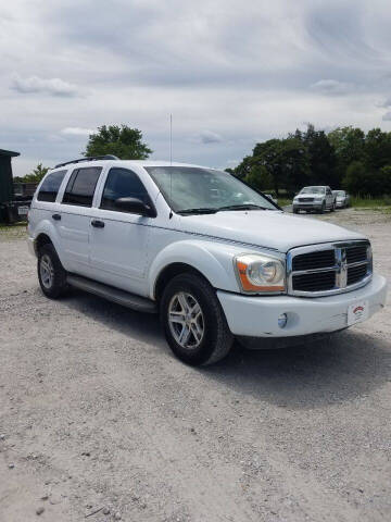 2005 Dodge Durango for sale at WESTSIDE GARAGE LLC in Keokuk IA