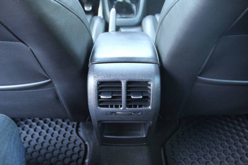 2012 Volkswagen Golf R