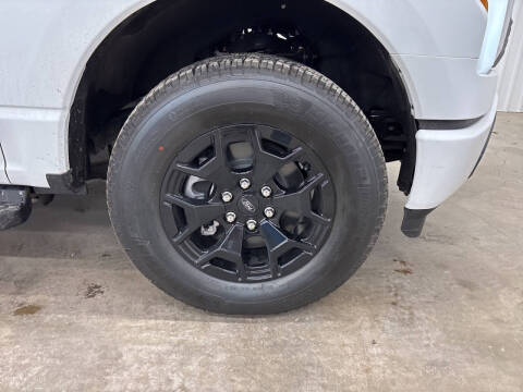 2025 Ford F-150 Lightning XLT