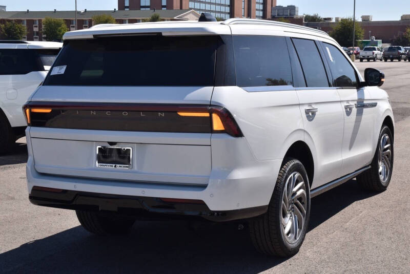 2025 Lincoln Navigator Reserve