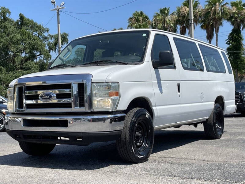 2009 Ford E-Series E-350 SD XLT