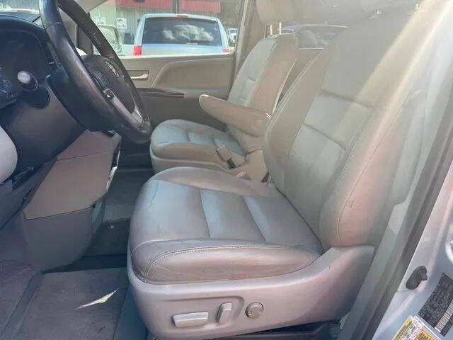 2015 Toyota Sienna