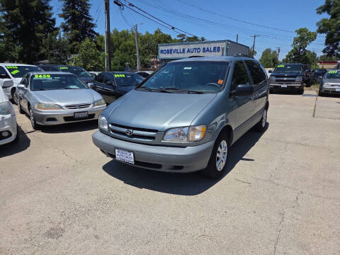 2000 Toyota Sienna LE