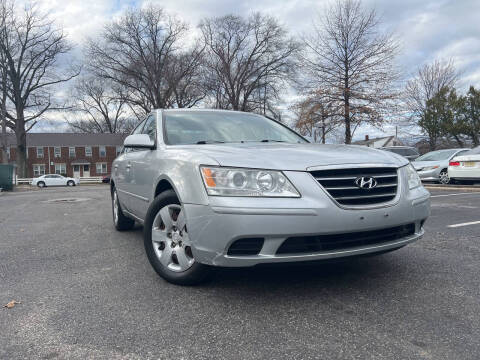 2009 Hyundai Sonata for sale at Class Trading LLC in Linden NJ