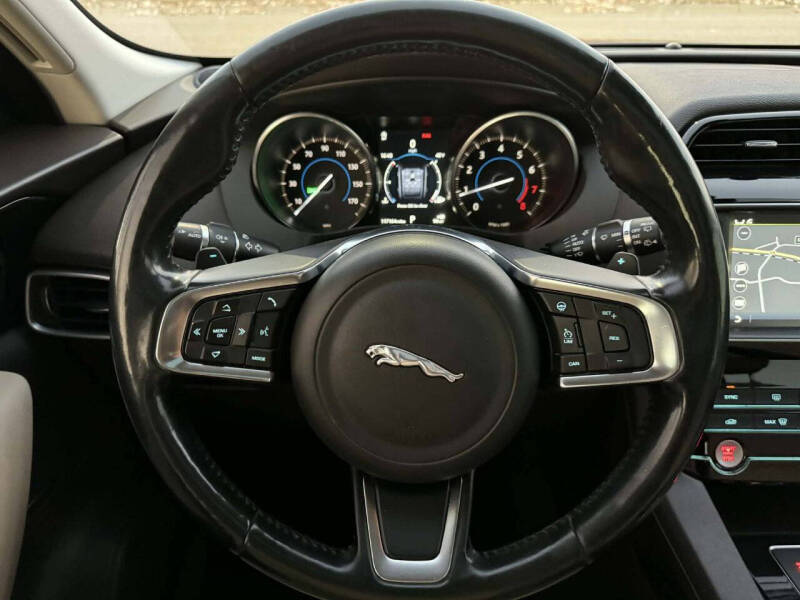 2018 Jaguar F-PACE 25t Prestige