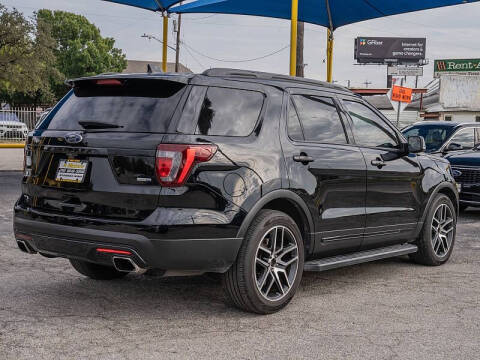 2017 Ford Explorer Sport