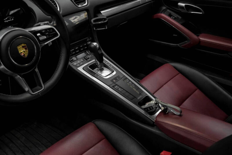 2021 Porsche 718 Cayman S