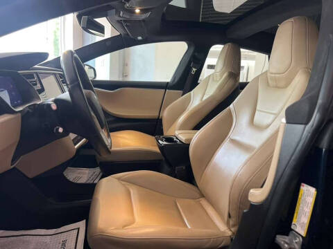 2015 Tesla Model S P85D