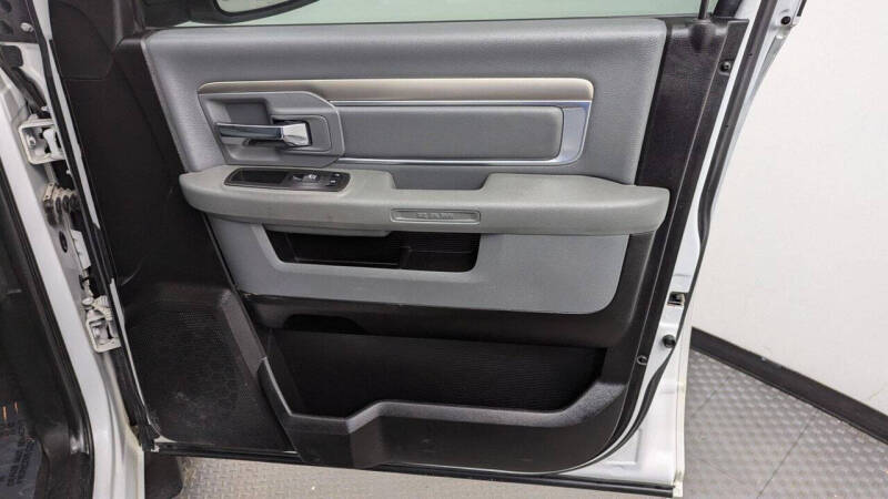 2019 RAM 1500 Classic SLT