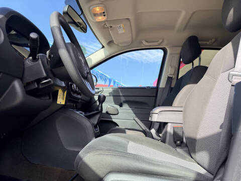 2017 Jeep Compass Sport