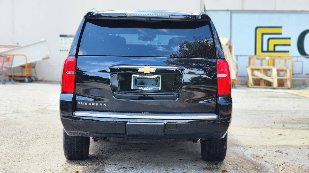2015 Chevrolet Suburban  - $19,900